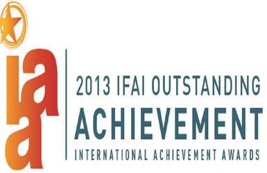 Retractableawnings.com® wins IAA International Achievement Award - 2013