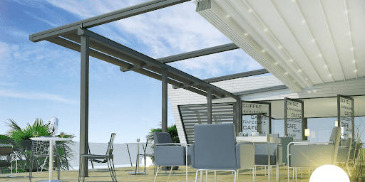 Mersin retractable roof cover with optional aerofoil louvers