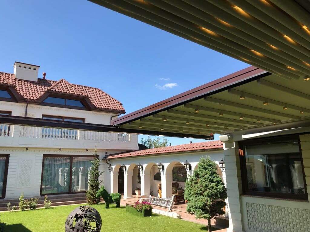 attached residential retractable pergola roof